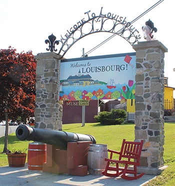 Louisbourg Welcomes You!