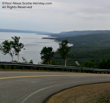 Partial view of the descent on Cape Smokey